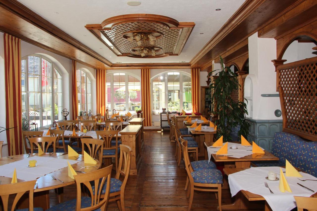 Landgasthof Hotel Lamm Laichingen Buitenkant foto